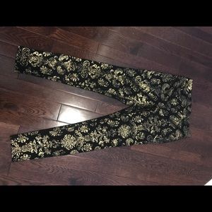 Black and Gold leggings